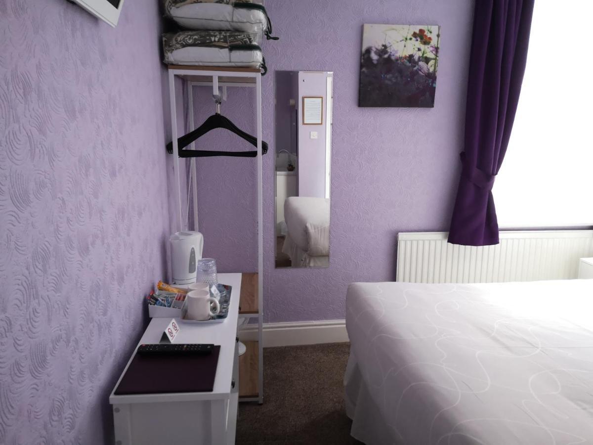 The Phoenix Guest House Scarborough Bagian luar foto