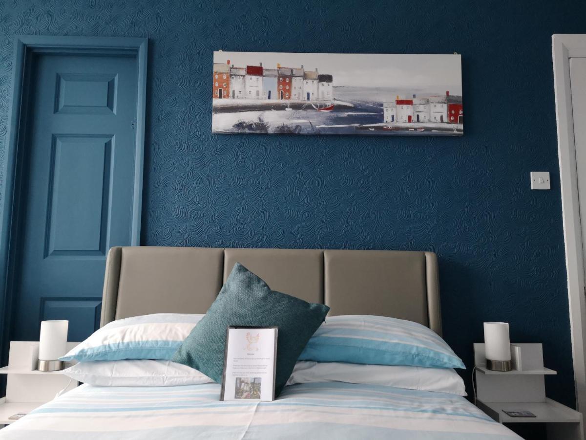 The Phoenix Guest House Scarborough Bagian luar foto